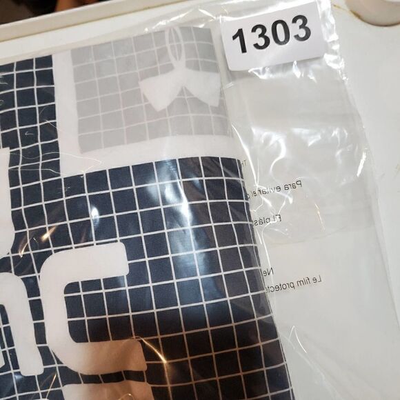 Under Armour Shirt Mens XL White Grid Loose Fit Heatgear - Picture 7 of 7